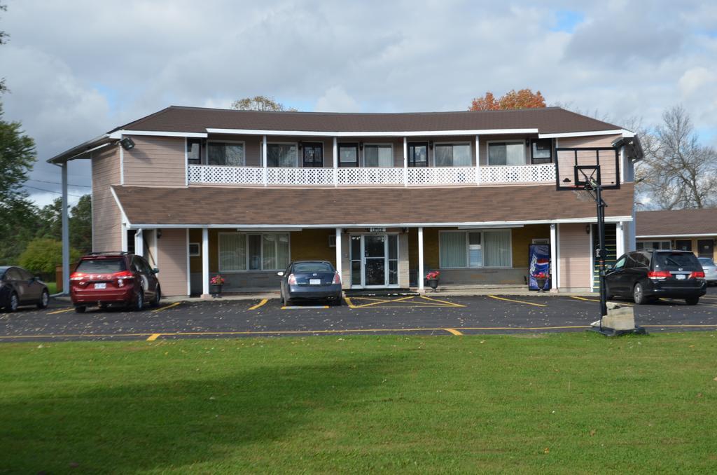 Motel Aquarius 2*