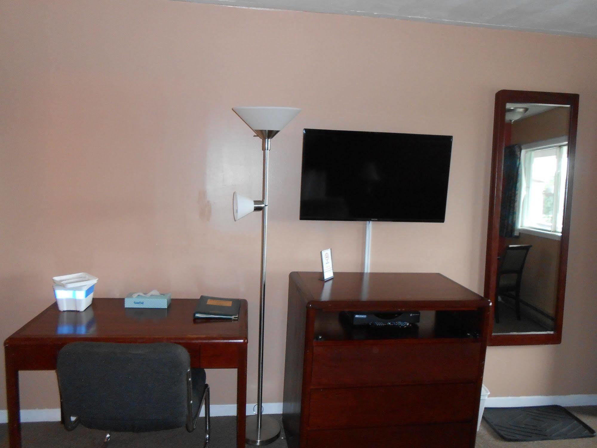 Motel Aquarius 2*