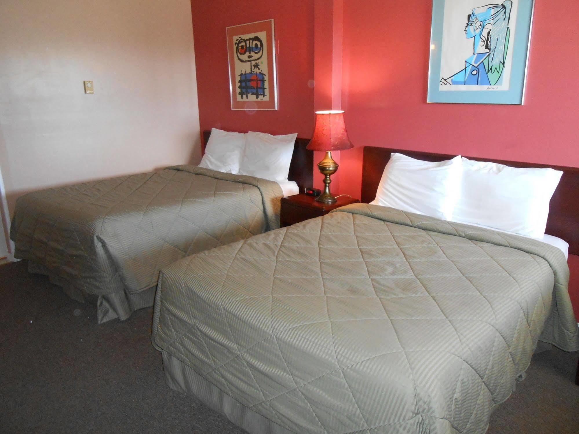 Motel Aquarius